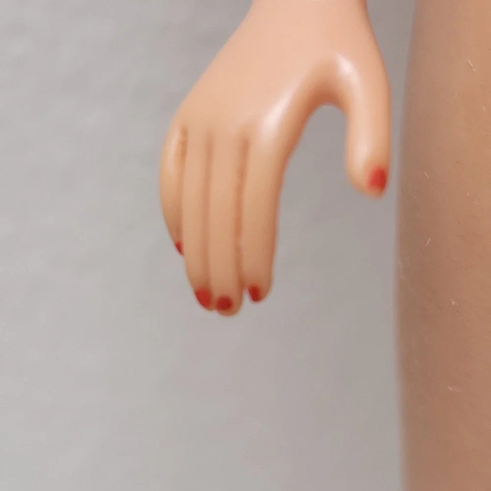 VTG 1962 Bubblecut Barbie‎ Doll Brunette Red Swimsuit With Box And Metal Stand